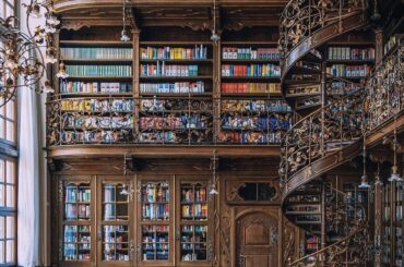 Ornate library, Munich, Germany [1170x1460]