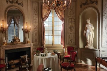 Room from a hotel in the Cours d'Albret, Bordeaux. The room, now in The Met, New York is believed to have come from the Hôtel de Saint-Marc, on one of the recently laid out avenues. This residence was built between 1782 and 1784 by an unknown architect.[2992x2992]