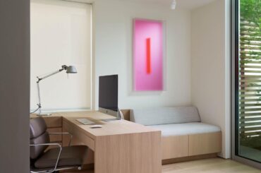 House in Manhattan Beach, by Montalba Architects [1500x1941]