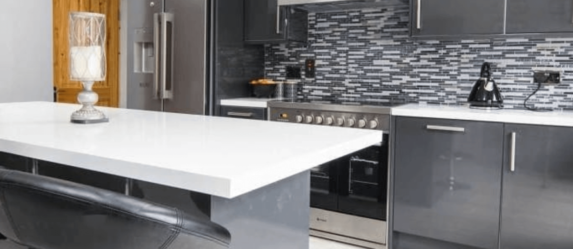 Probably my dream kitchen I found on instagram.https://www.instagram.com/p/BgO6myWlnqm/