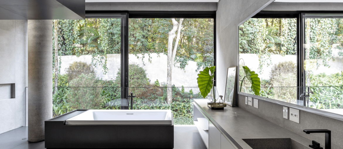 Rainforest compound bathroom. MF House • São Paulo, Brazil [1500 x 1000px]