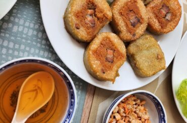 Repas de nouvel an lunaire vietnamien