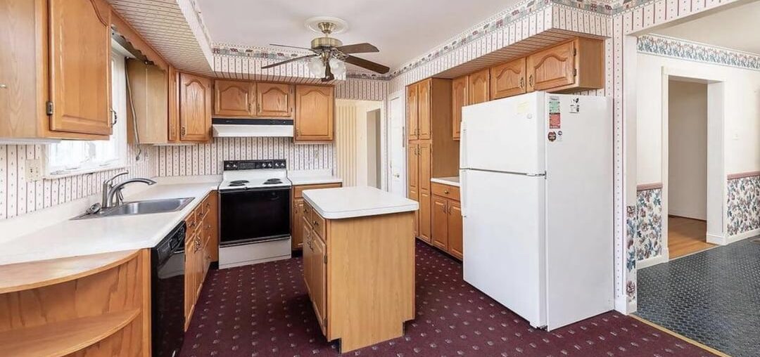 Ideas to renovate this kitchen? Buying new home and will do a total renovation.