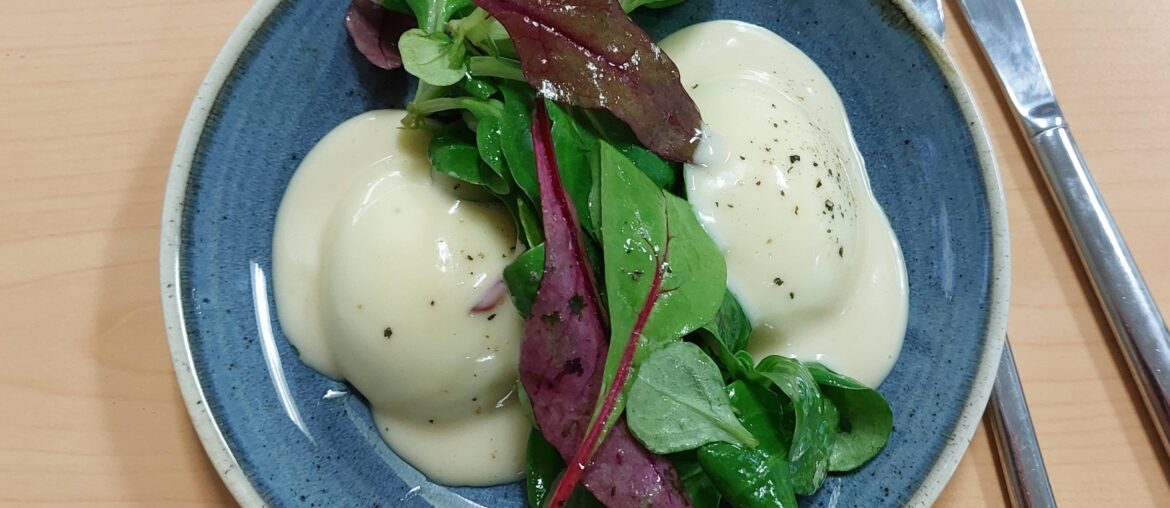 Oeufs mayonnaise pour le déjeuner à mon bureau