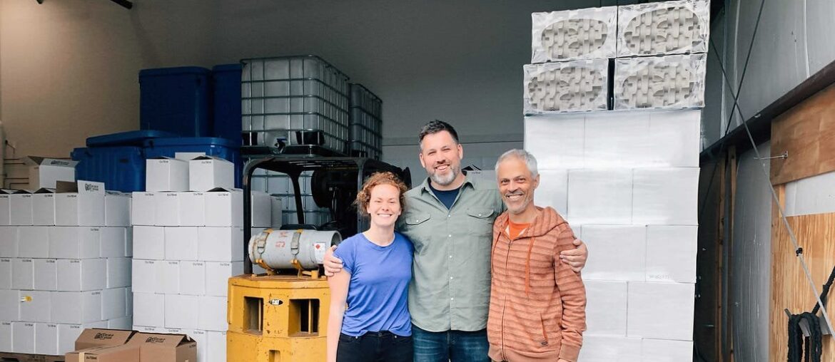 R A S wines is making natural wine from wild blueberries, and building a fruit wine industry in Maine—they talk about their methods, story, and hopes for the future