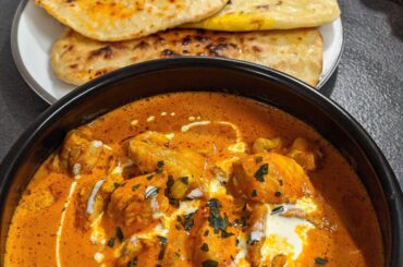 Chicken Butter + Naan à l'ail