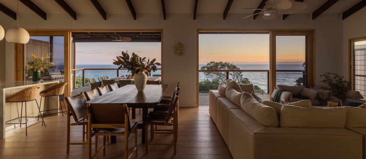 Sea views from a holiday home overlooking the beach, North Stradbroke Island, Queensland, Australia [4000x2249]