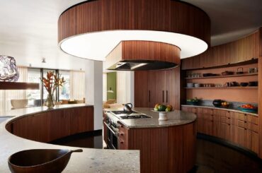 Circular Kitchen, originally designed by A. Quincy Jones, that has been updated by Shamshiri Studios in Los Angeles. [1600x1280]