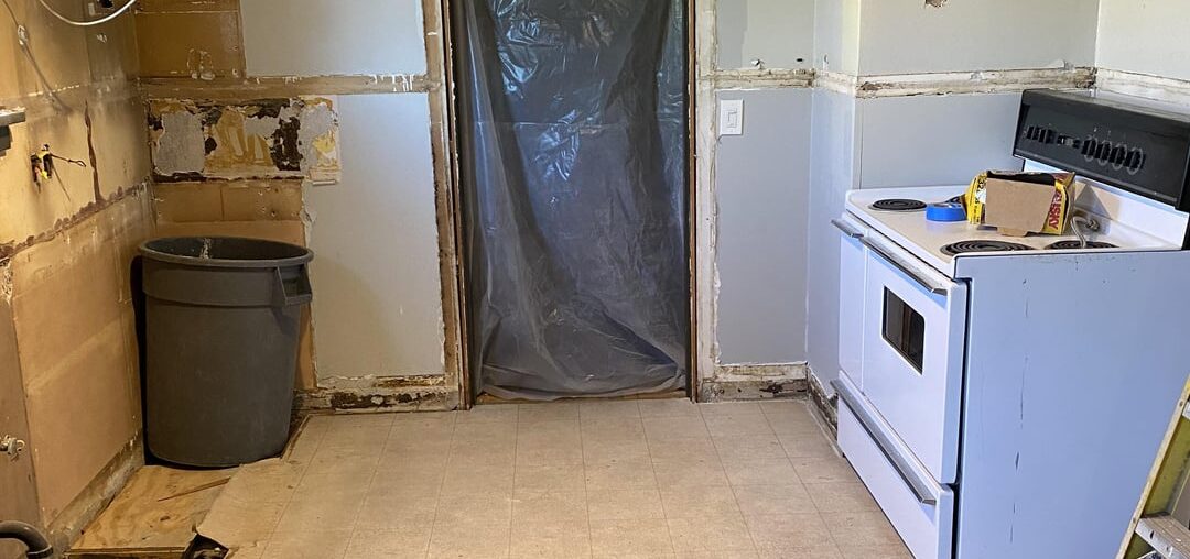 Days 1 and 2. Getting ready for a first date. Sexy kitchen in 90 days (I hope)…supply chain be damned…