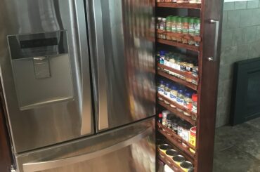 Seems like a good time to finally show off the spice rack I built.