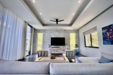 Living Room in Private Villa, Thailand [3779x2725]