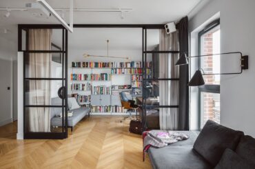 Study in an apartment in Gdańsk, Poland. [1500x1000]