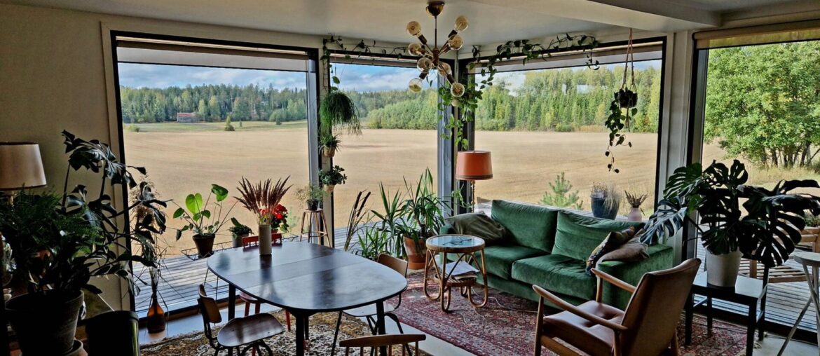 From a barn to home [1920x1440] (article in comments)