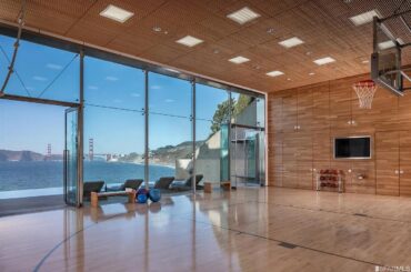 Private Basketball court with outrageous view (and a water fountain.) Super-secret location, California [1344x896]