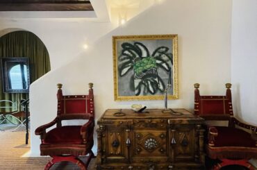 Esme hotel in Miami Beach. In the 30s, the property housed Al Capone’s underground gambling operation [OC] [3024 x 4032]