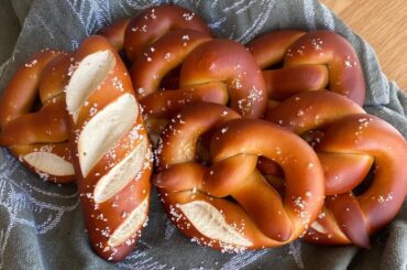 Bretzels et Mauricette Alsacienne