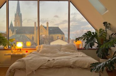 Attic bedroom with a view, Bridgeport, South Side, Chicago [1440x1800]