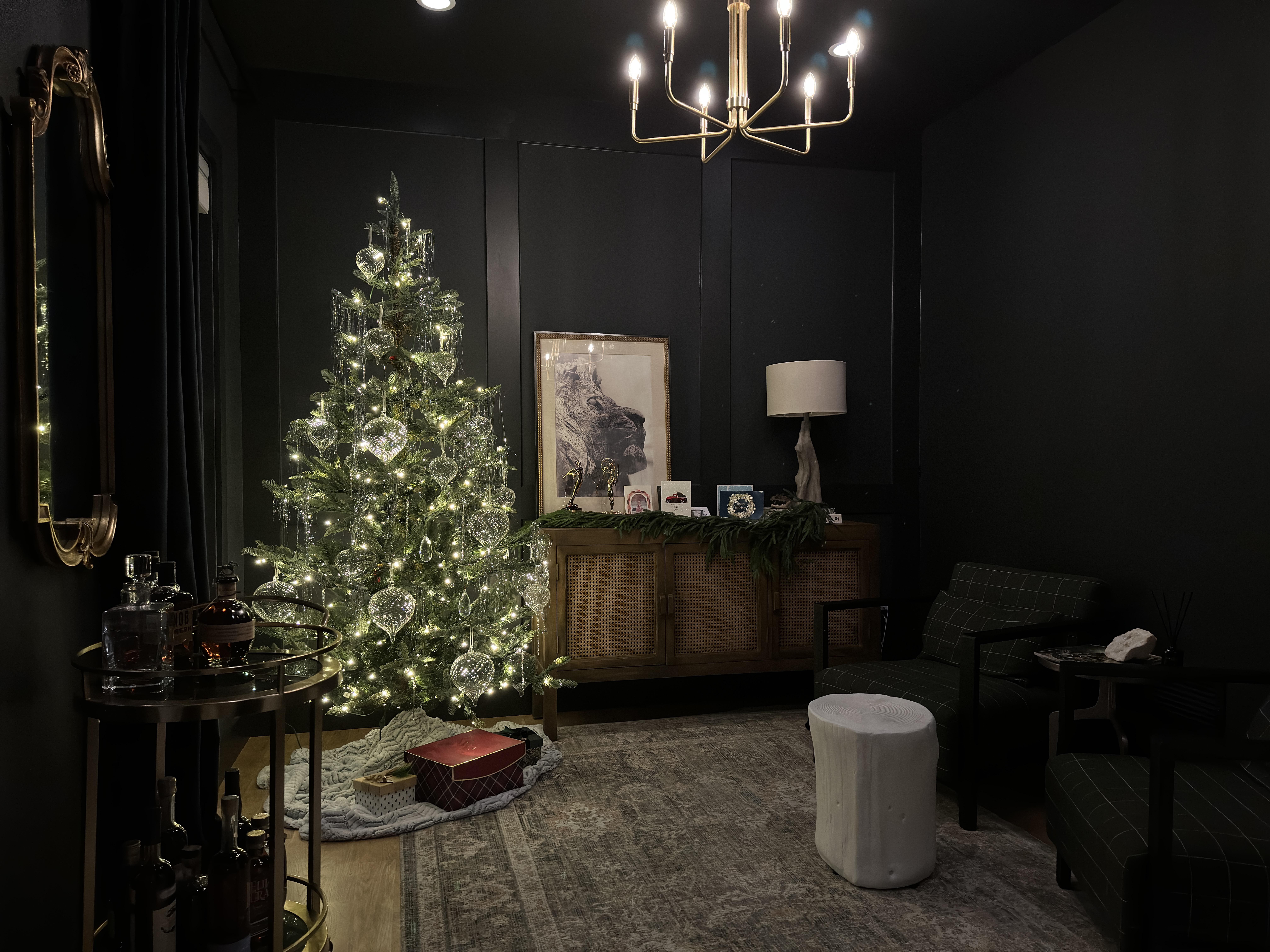 Tinsel tree in my moody office / cocktail room. Can’t wait for a winter snowfall to sip some bourbon and just be cozy. [OC] 6048×8064]
