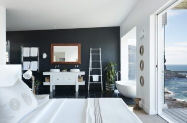 Bedroom with a view in Avalon Beach, Australia [1920 x 1080]