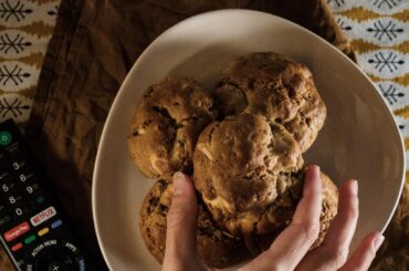 Cookies au chocolat blanc, flocons d'avoine et sarrasin