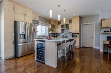 I'm a real estate photographer and I had the pleasure to see this beauty yesterday.