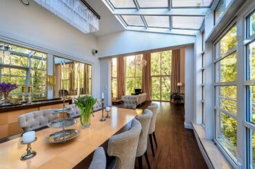 Apartment in Warsaw, Poland. [1200x800]