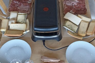 Une raclette avec des amis, ça rend toujours heureux