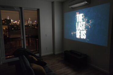 Movie nights in Williamsburg, NYC [4608x3456]