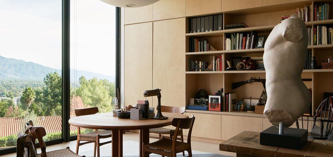 Zack Snyder’s personal office in Pasadena, CA [1072x1000]