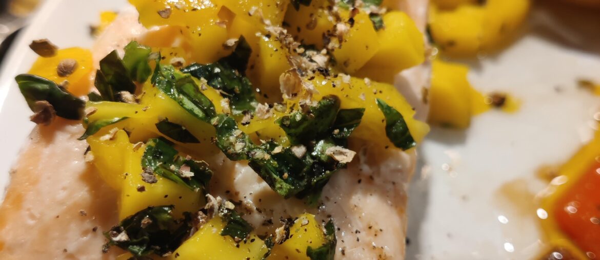 Saumon-mangue-basilic