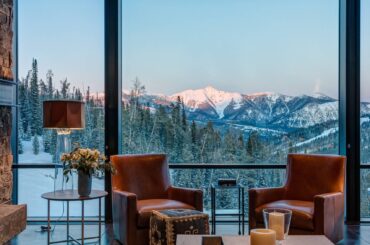 Room with a mountain views at every turn, Bozeman, Montana [1708 x 2560]