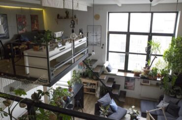 Apartment in Kraków, Poland. It previously served as an artist's studio. [1278x947]