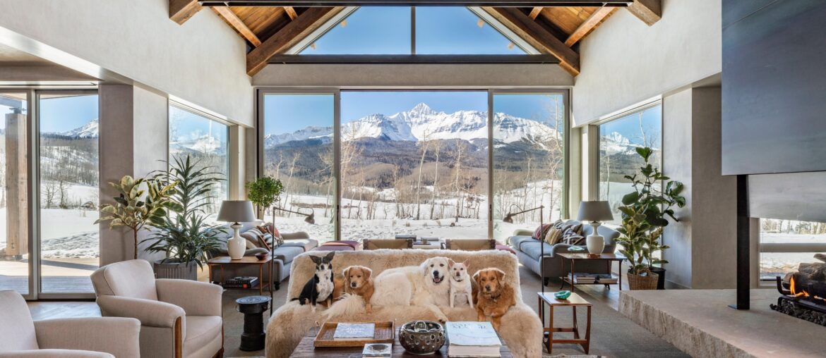 Hillary Swank house in Colorado [6720x4230]