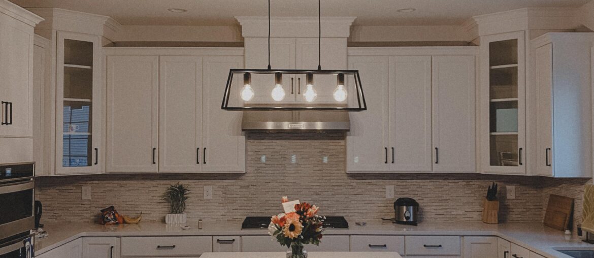 our kitchen looks cozy!