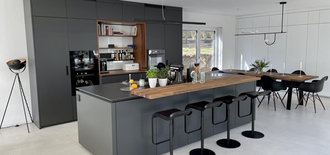 New construction and the most important part of the house gets a bold look and central placement. It’s all about living in and around the kitchen for us 😅