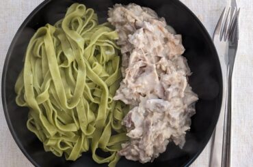 Pâtes basilic et poulet crème et parmesan