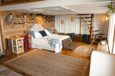 A Place Full of Artistic Touches at Enchanting Horizons in Tennessee (4367 × 6551) [OC]