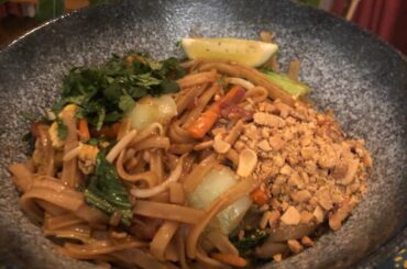 Pas thaï végétarien qualité restau. Étonnamment facile et (assez) rapide à faire