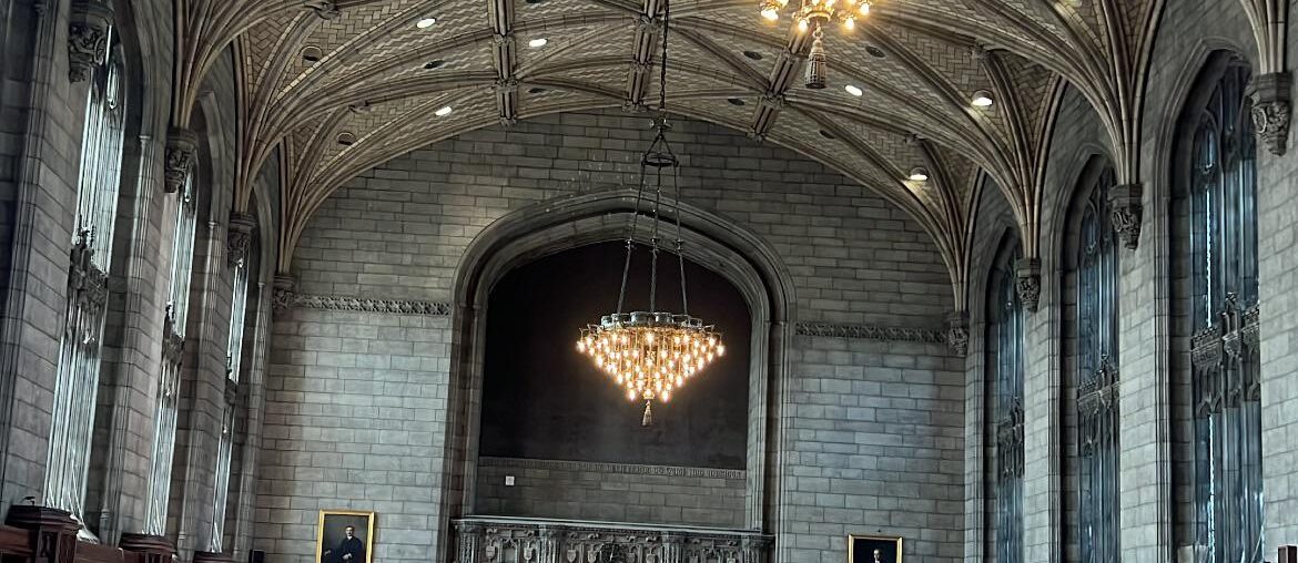 Harper Library - The University of Chicago [1170 x 2080]