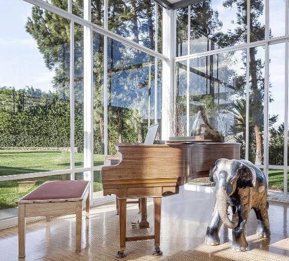 Piano Room. Chatsworth, California. Designed by: William Pereira in 1951 for Frank Sinatra. [562X562].