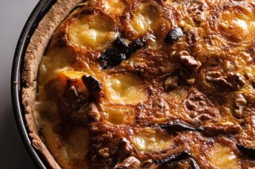 Quiche au Butternut rôti, shiitake, comté et noix avec une pâte brisée au sarrasin