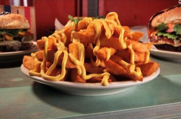 Street - Portsmouth, NH (Phantom Gourmet)