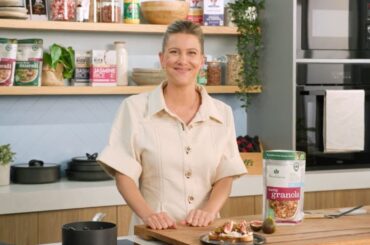 Fig Toast with Nutty Granola - Everyday Gourmet S13 Ep39 - Nutty Granola Maple Vanilla