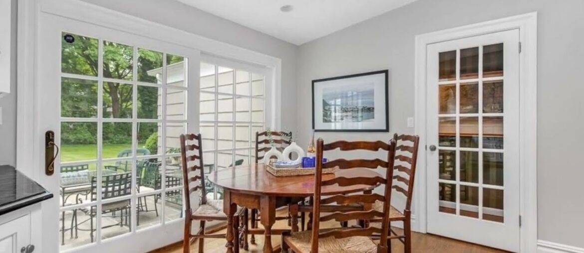 1 White Birch Lane, Scarsdale, NY 10583