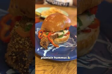 An AFRICAN BURGER restaurant in PARIS !