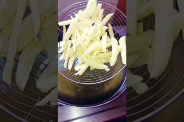 crispy french fries / homemade french fries recipe/easy snack recipe #shorts #viral