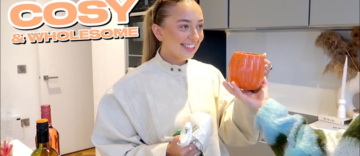 Decorating For Autumn, Wine Nights & Settling Back In Manchester.. The Living Alone Diaries