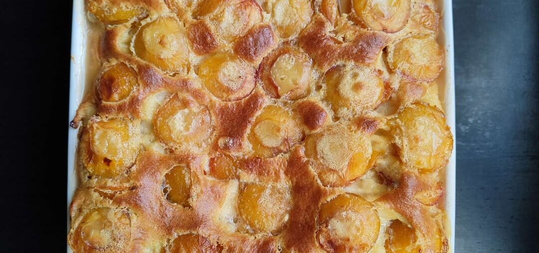 Clafoutis aux mirabelles du jardin. Coulis aux tomates, romarin, thym et sauge du jardin 😍