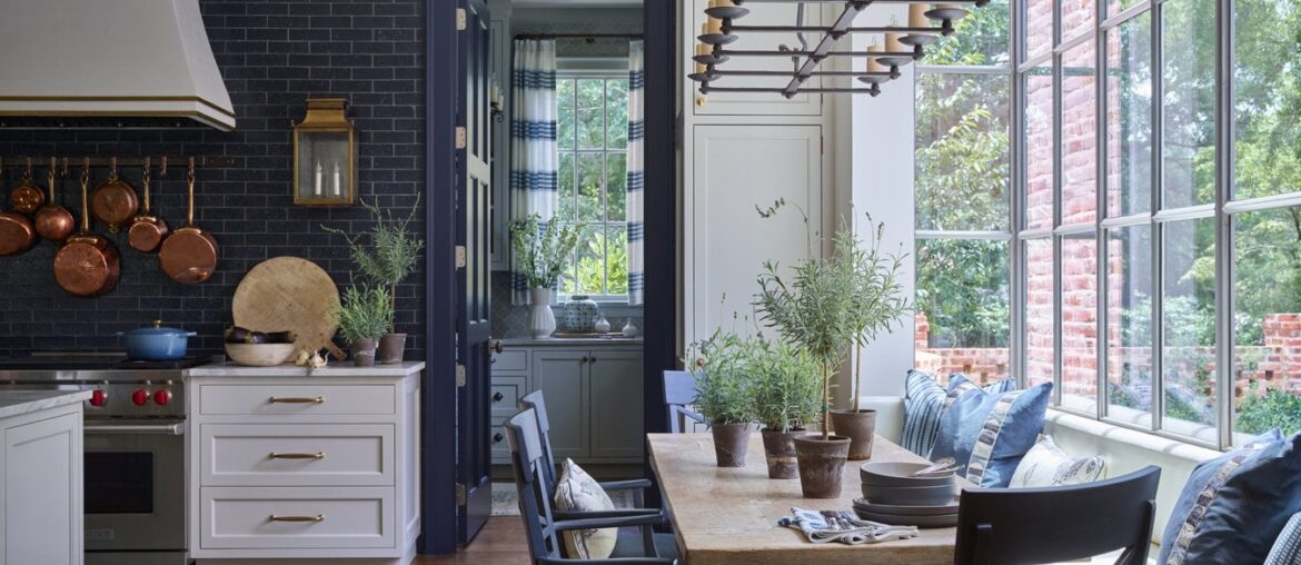 Breakfast nook in a kitchen with floor-to-ceiling tiled backsplash, Athens, Georgia [1350x1013]