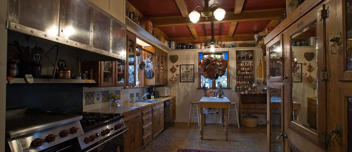 Kitchen in 1880 built Seattle home